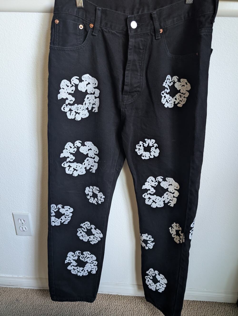 Denim Tears x Levi's Cotton Wreath Jeans - Men's Size 32x30 in Black